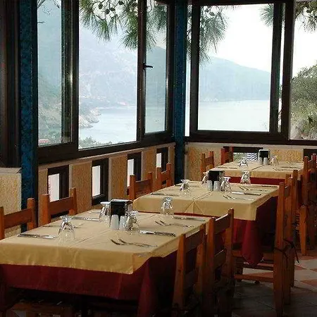 Bellevue Hotel 3*